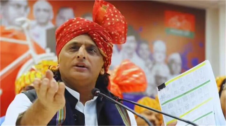 ‘जब ब्रिटेन-अमेरिका में मतपत्र से चुनाव हो सकते हैं, तो भारत में क्यों नहीं?’ – अखिलेश ने फिर उठाई बैलेट पेपर की मांग