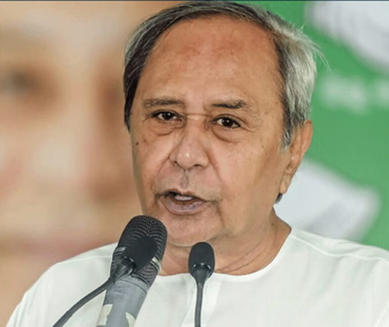 ओडिशा में युवक और उसकी महिला मित्र को लाठियों से पीटा, नवीन पटनायक ने भाजपा सरकार पर उठाए सवाल