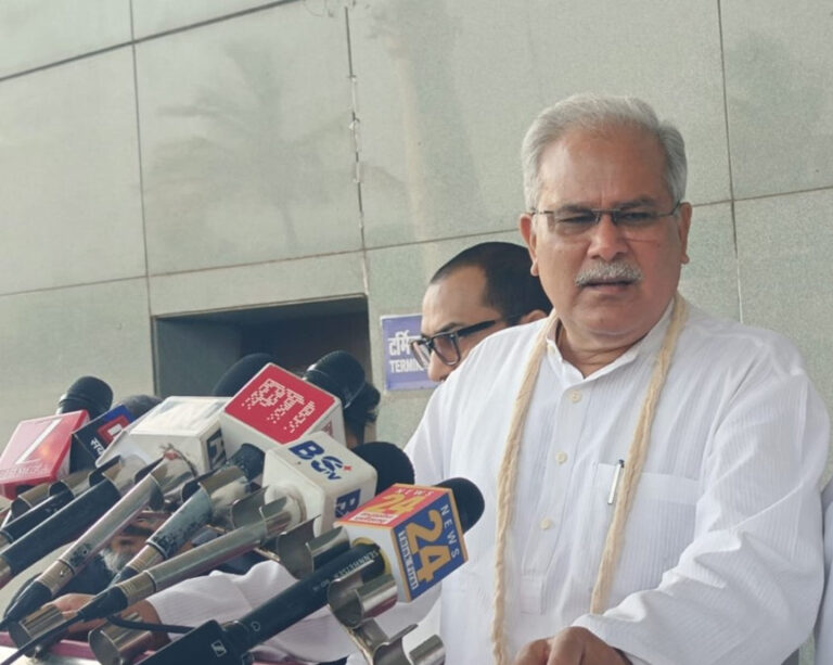 ‘बाबा के साथ अन्याय’ पर भूपेश का पलटवार, कहा- भाजपा की जबरदस्ती भ्रम फैलाने की कोशिश