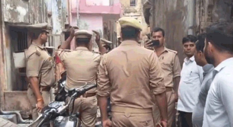 राम मंदिर में चढ़ावा चोरी: सभी आठ आरोपियों के ठिकानों पर छापेमारी, अब तक 79 लाख बरामद; टिन्नू यादव के घर पुलिस