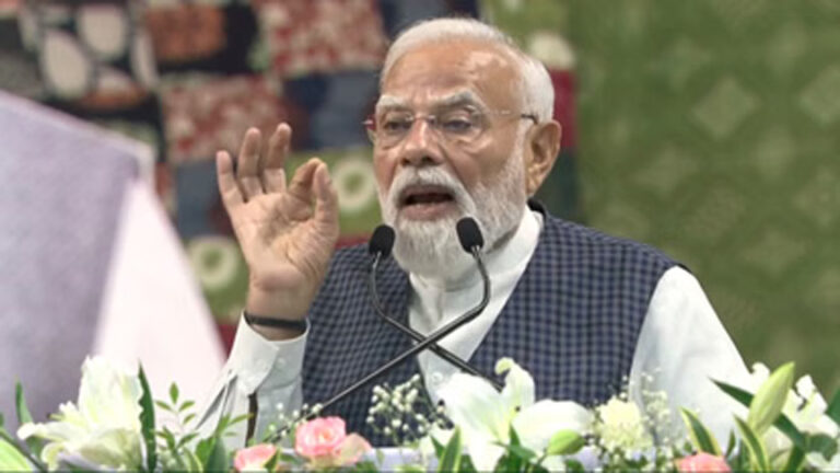 ‘सेवा, सुशासन और समृद्धि के पथ पर निरंतर बढ़ते रहेंगे’, 12 वर्ष पूरे होने पर बोले प्रधानमंत्री मोदी