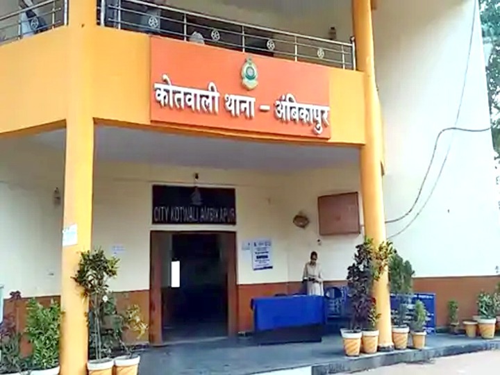 15 लाख लेकर नहीं कराई जमीन की रजिस्ट्री