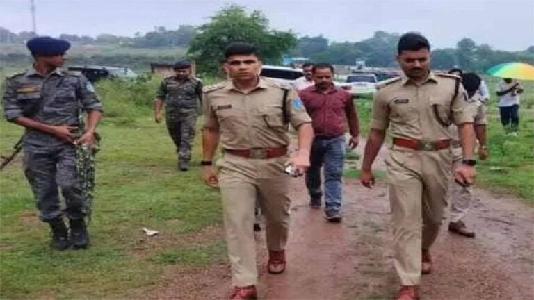 यूपी-बिहार के बाद अब झारखंड में ऑपरेशन लंगड़ा; कुख्यात शिवराज को पैर में मारी गोली