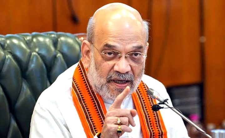 कांग्रेस का वंदे मातरम् गीत के 2 ही छंद गाने का फैसला तुष्टीकरण की राजनीति : शाह