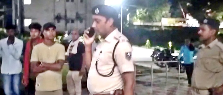 बात करने के बहाने बुलाया, फिर बरसा दी गोलियां!