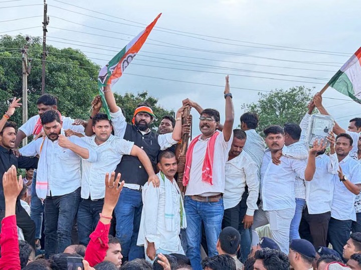 बढ़ते बिजली बिल और स्मार्ट मीटर के खिलाफ कांग्रेस का हल्लाबोल, सब-स्टेशन का किया घेराव