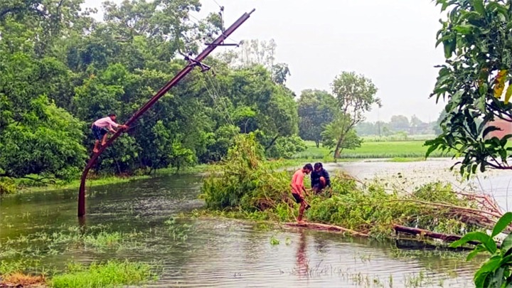 तूफान अर्नब की तबाही: 100 जगहों पर पेड़, 150 जगहों पर खंभे गिरे