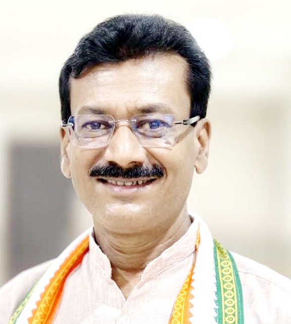 भाजपा सरकार के ढाई साल में छत्तीसगढ़ बदहाल, जनता बेहाल और सरकारी खजाना कंगाल, विकास के नाम पर सिर्फ विज्ञापन और झूठ का कारोबार