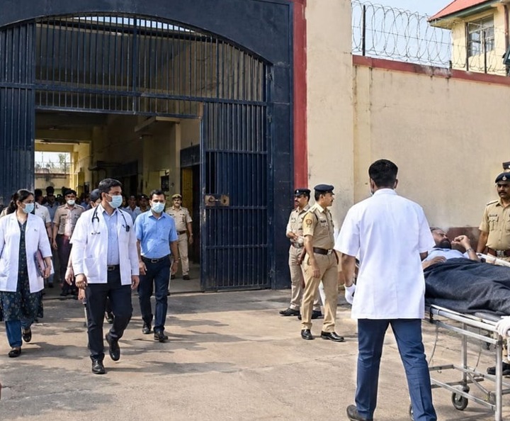 इंदौर सेंट्रल जेल में बीमारी का प्रकोप, 30 कैदी पड़े बीमार