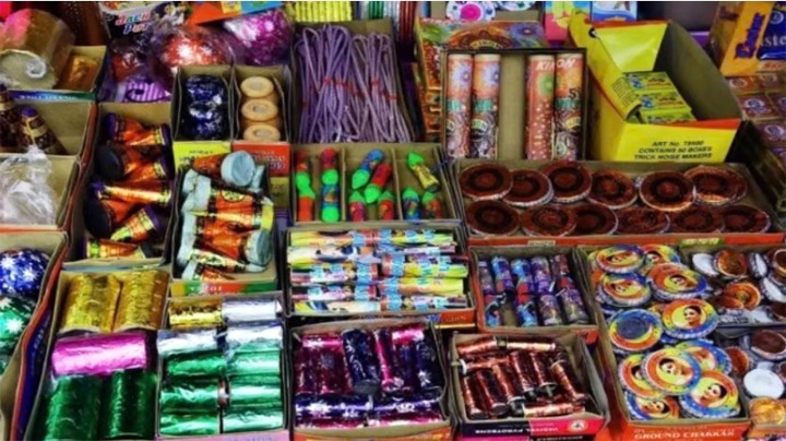 भोपाल में दिवाली पर सख्ती: पटाखा दुकानों का पास रहेंगी फायर टीमें