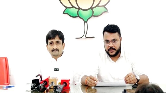 वैभव बैस बोले- युवा कांग्रेस के चुनाव में फर्जी वोटर का उपयोग